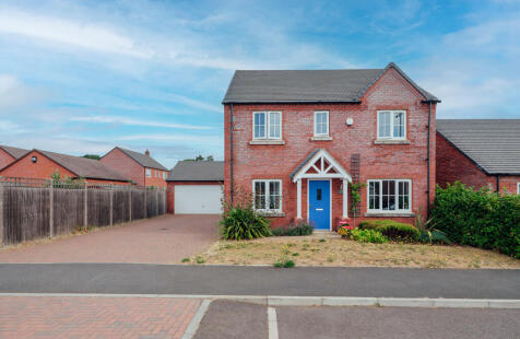 Bay Tree Close, Upton-upon-severn, Worcester, Worcestershire