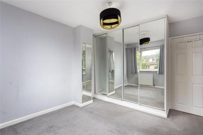 4 bed Semi-Detached for sale Image 12
