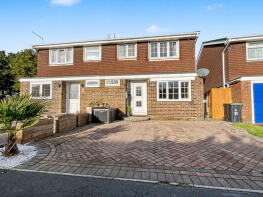 15, Wildfell Close, Christchurch BH23 2PU