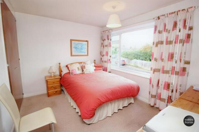 bed 1