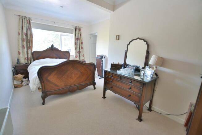 bedroom.jpg