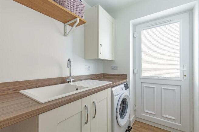 Utility Room-1.jpg