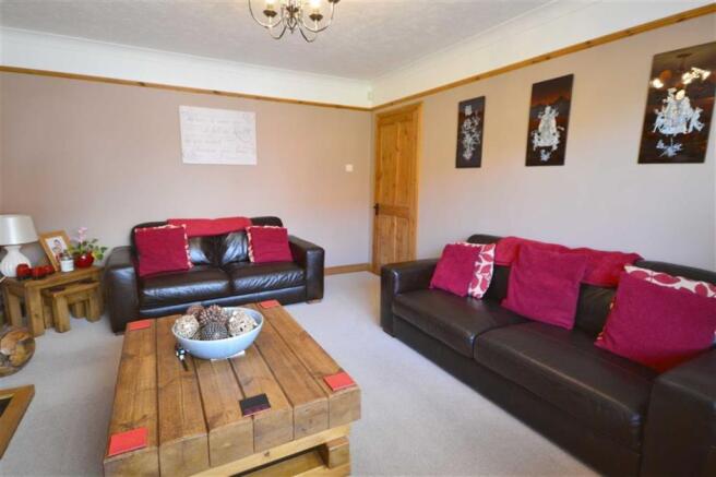 LOUNGE - ADDITIONAL IMAGE