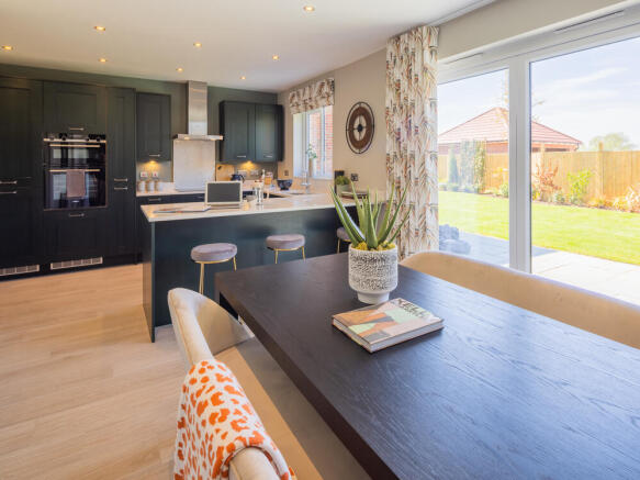 The Welwyn - Kitchen Dining