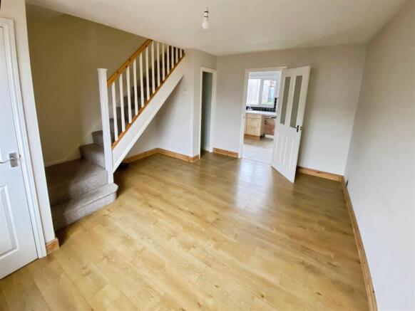 7a5f6522-3-4BE6-9A4E-518A952094CF-6104-00000379B98