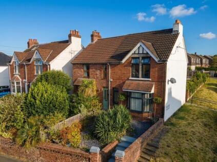 Tutnalls Street, Lydney