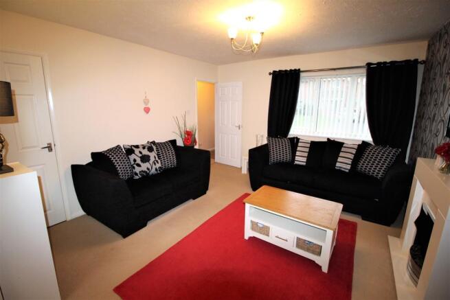 Living area.JPG