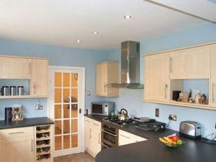KITCHEN/BREAKFAST RO