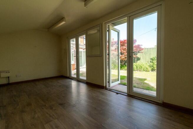 Garden Room 