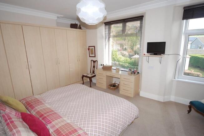 BEDROOM 1