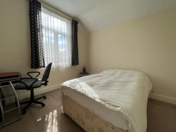5 bed Terraced for sale Image 7