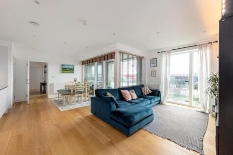 Etherington Lodge, Trathen Square London SE10