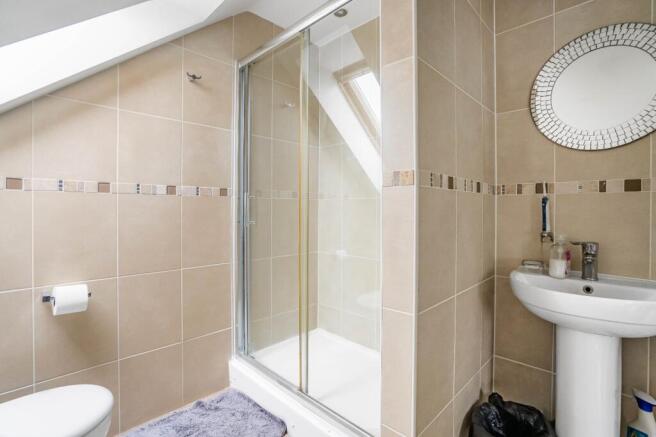 En-Suite - Top Floor