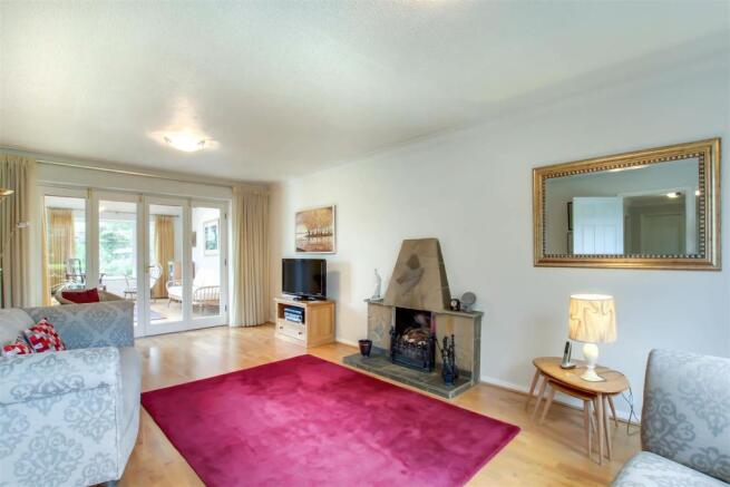 Sitting Room 1.jpg