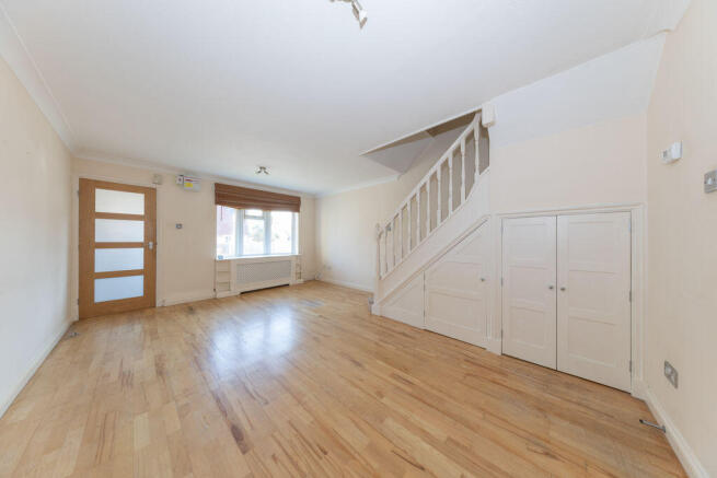 House in St Albans, Sandridge - More