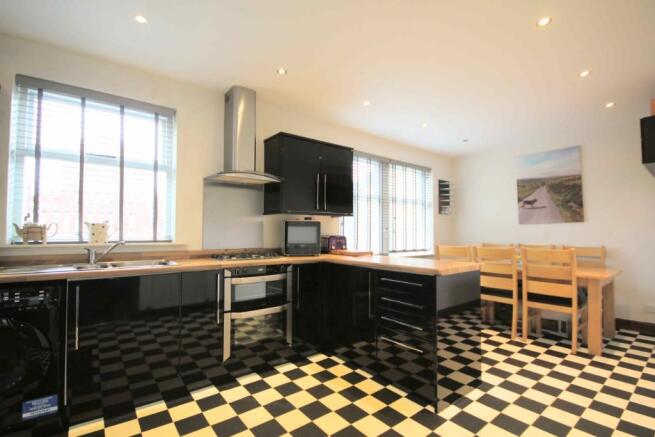 Dining Kitchen