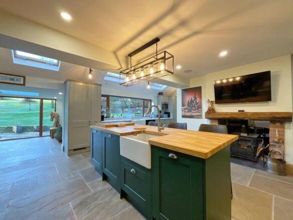 Kitchen/Breakf...