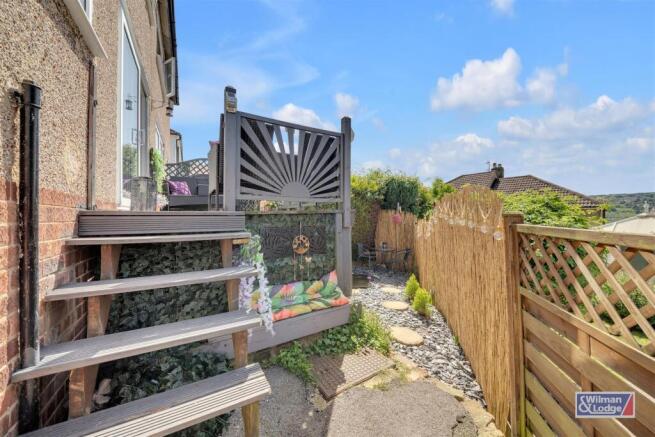 4 bed Semi-Detached for sale Image 6