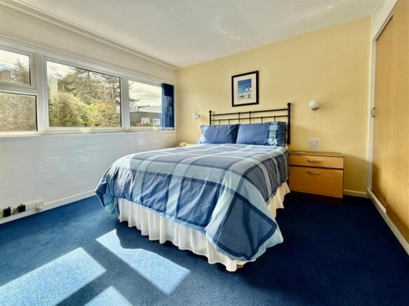 Bed 2.JPG