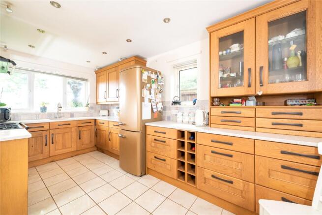 Kitchen/Breakfast Rm
