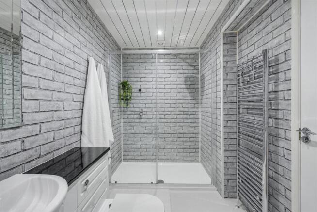 En-Suite Bed 2