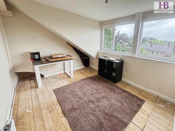4 bed Terraced to rent Image 10