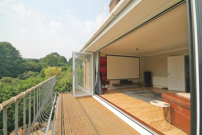 Balcony.JPG