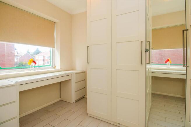 2 bed Detached Bungalow for sale Image 11