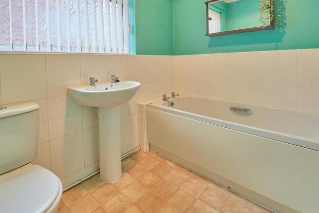 Bathroom to Rear