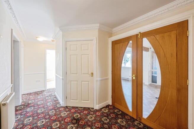 2 bed Detached Bungalow for sale Image 7