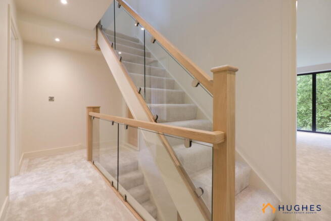 3 bed Town House for sale Image 12