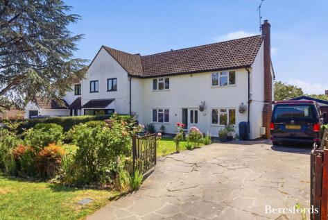 Windmill Close, Dunmow, CM6