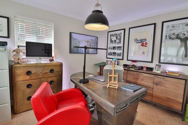 Study/Playroom 