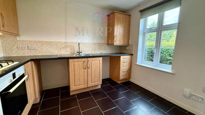 3 bed Town House for sale Image 6