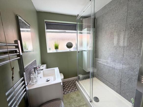 2 bed Terraced for sale Image 8