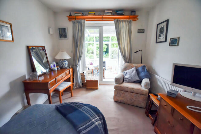 Bedroom 1a