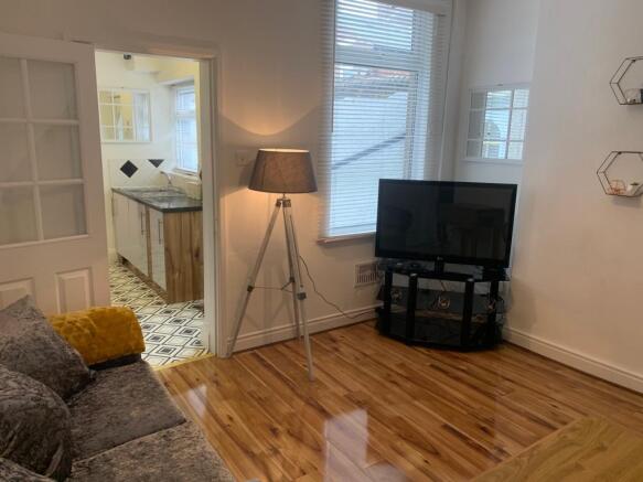 3 bed Terraced for sale Image 4