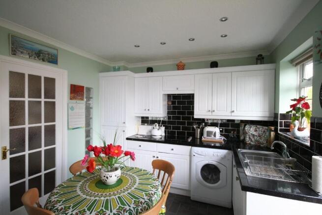 Kitchen/Dining