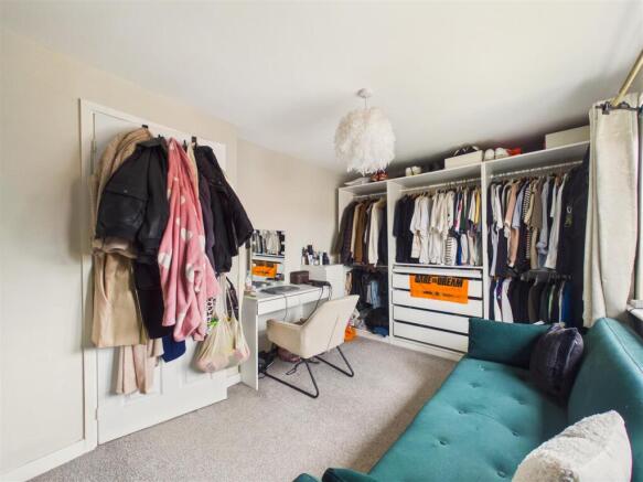 2 bed Terraced for sale Image 9
