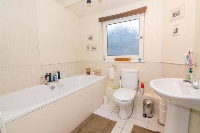 HOUSE BATHROOM