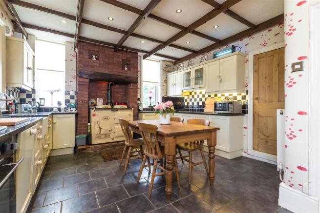 Kitchen/Breakfast