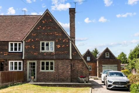 East Grinstead Road, Lingfield