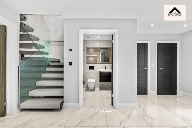 Carlton Mews, Lippitts Hill, Loughton, IG10 photo 4