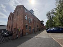 53, The Malt House, Cairns Close, Lichfield WS14 9TP