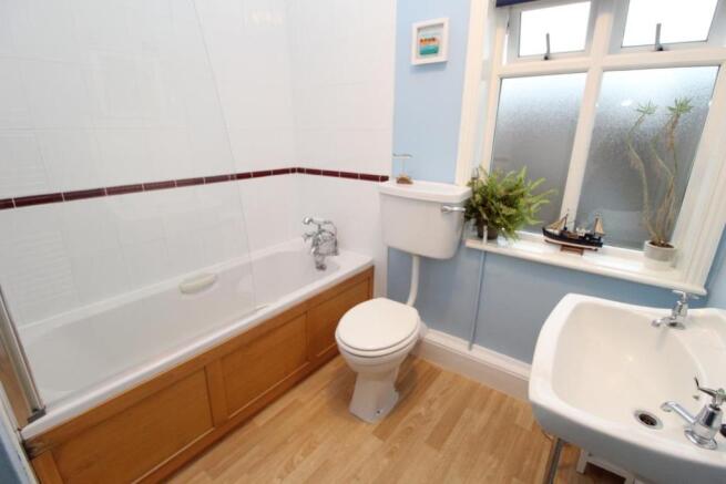 HOUSE BATHROOM/W.C.