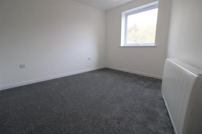 Bedroom Two (Alto ID: 185898187)