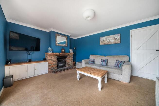 Living Room (3)