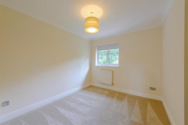 8420931-interior21.jpg