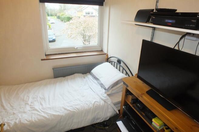 bed 3 (2).JPG