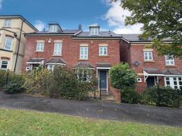 10, Hill View Road, Malvern WR14 1FJ